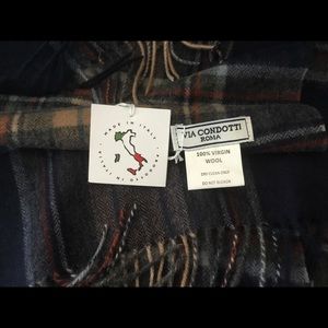 Luxurious Italian SCARF 100% Virgin Wool